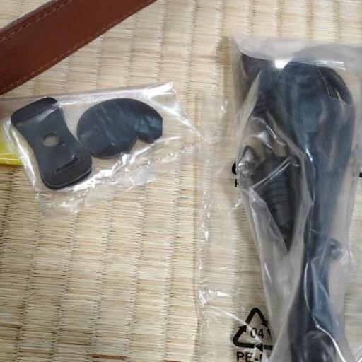 Fujifilm X-E1 シルバー　レザーケース　リモートレリーズ Fujifilm X-E1 シルバー レザーケース リモートレリーズ 小型軽量に