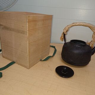 釜師 菊池政光 作 茶道具　茶釜?急須?鉄瓶？