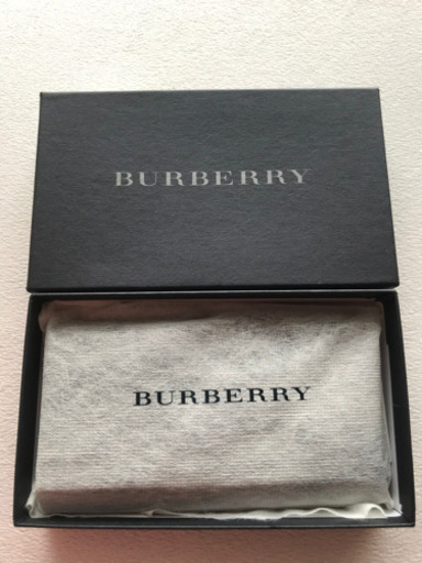 新品✨ BURBERRY キーケース ブラック