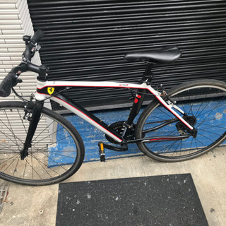 クロスバイク　フェラーリ