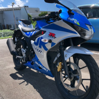 値下しました　GSX-R125 100周年カラー　極低走行車　　スズキ