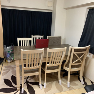 アシュレイ　ダイニングテーブル