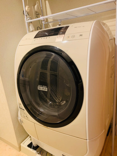 日立　ななめ型ドラム式洗濯機（9.0kg）2015年製
