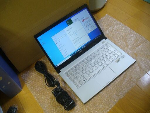 ㋳安心のNEC製 実測重量864g 厚さ15mm Webカメラ内蔵 Core i5 3337U搭載 Windows 10 Pro (64bit) / Office 2016 Professional インストール済（ライセンス認証済） 13.3インチ モバイルノートPC㋳