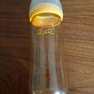 ベビー用品 ＊ (母乳実感)哺乳瓶240ml、イエロー