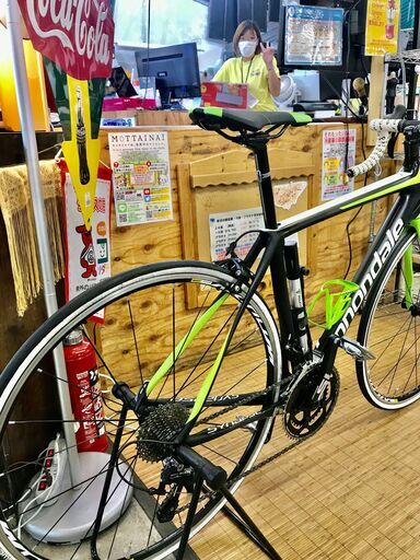 キャノンデールシナプスカーボン105 2018モデル 56サイズ　ロードバイク cannondale（キャノンデール） シナプス カーボン 105 SYNAPSE CARBON