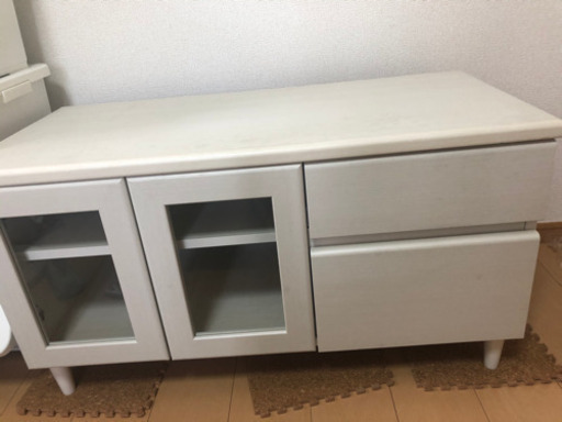 カインズテレビ台白ガラス ひろママ 八千代台の収納家具 テレビ台 の中古あげます 譲ります ジモティーで不用品の処分