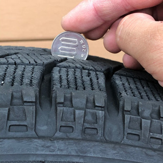 スノータイヤ　いりませんか？