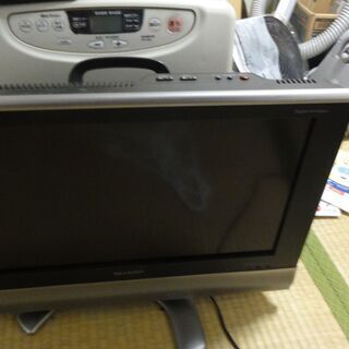 液晶テレビ２０インチ