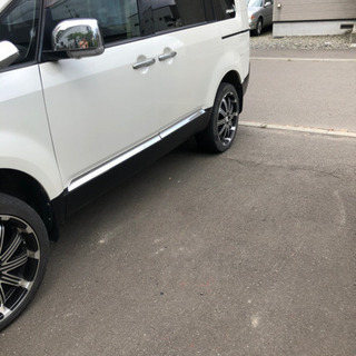 取り引き中‼︎ デリカd5 20インチ タイヤの溝が…