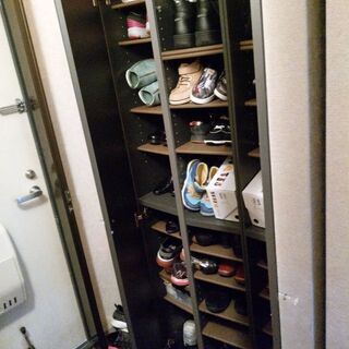 全面ミラー付き玄関収納　シューズボックス