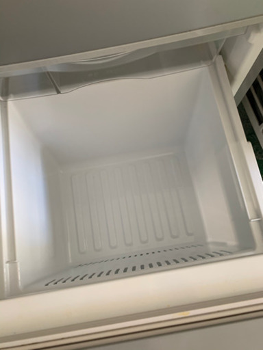 配送可能 Panasonic ノンフロン冷凍冷蔵庫 NR-B172W-S 2ドア