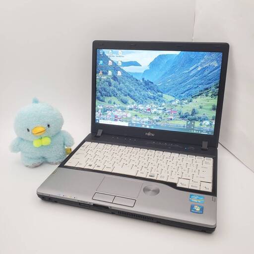 富士通 Corei5 メモリ4GB HDD500GB ノートパソコン