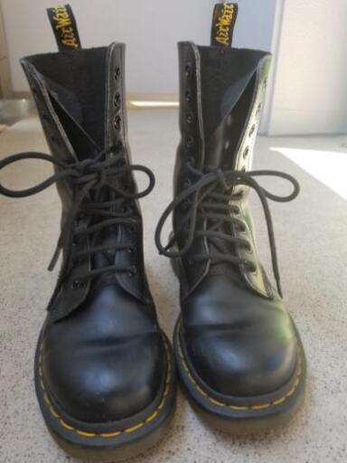 ドクターマーチン Dr.Martens 10ホール　UK4