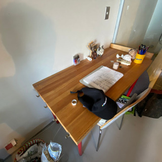 テーブル、イス1脚（IKEA）