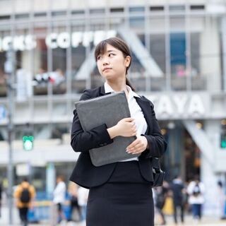【ITコンサル】東証2部上場の親会社100%出資/土日祝休/年休...