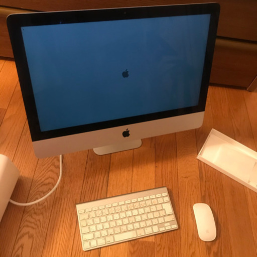 iMac 21.5インチ　デスクトップ