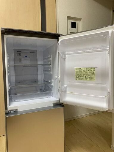 □取引決定済□美品□シャープ ガラスドア採用 プラズマクラスター搭載