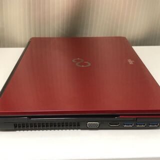 おしゃれな赤黒ツートンカラーのFujitsu製ノート】Core i3-3120M