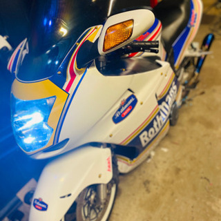 大人気のCBR1100XXロスマンズカラー‼︎車検付！売り切り。