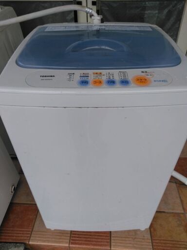 東芝洗濯機4.2kg 別館倉庫場所浦添市安波茶においてあります