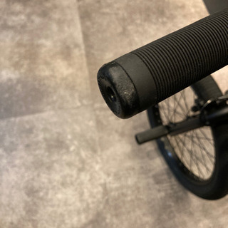 すみません別アプリにて売れてしまいました。申し訳ございません。【中古品美品】BMX ブラック 20インチ