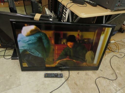 三菱　LCD-40ML3 三菱壁掛け40型テレビ　年式不明