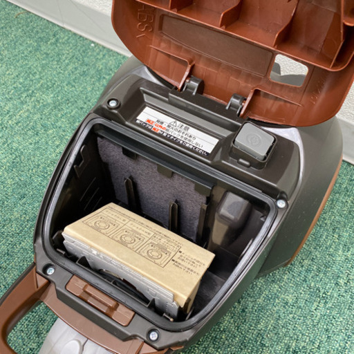 配達無料地域あり＊パナソニック　紙パック式掃除機　2017年製＊製造番号 017575＊