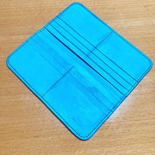 ハンドメイドでパスケースやキーケース、財布などオーダーメイドで製作します。 − 神奈川県