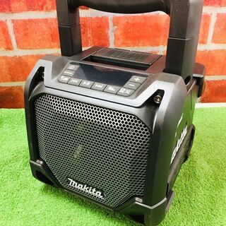makita マキタ MR202B 充電式スピーカー 本体【リライズ野田愛宕店】【店頭取引限定】管理番号：2400010110214 makita マキタ MR202B 充電式スピーカー 本体【リライズ野田愛宕店