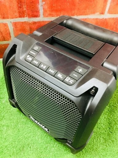 makita マキタ MR202B 充電式スピーカー 本体【リライズ野田愛宕店】【店頭取引限定】管理番号：2400010110214 makita マキタ MR202B 充電式スピーカー 本体【リライズ野田愛宕店