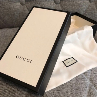 半額！！　美品　GUCCI  長財布