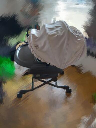 美品】コンビ ネムリラ AUTO SWING 電動バウンサー ブラッドグレー 