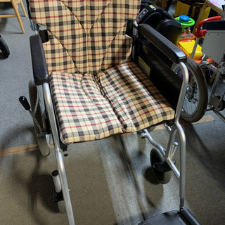 車椅子　介護用品　カワムラサイクル　中古
