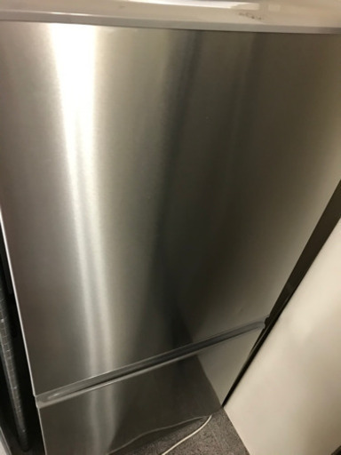 ① 2017年製　冷蔵庫　157L