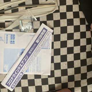 商談中　コロナ　窓用エアコン　2020年製