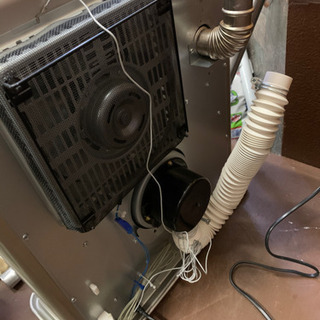 123☆ サンポット FF式石油ストーブ　2015年製　FF式ストーブ　動作確認済み　ゼータスイング