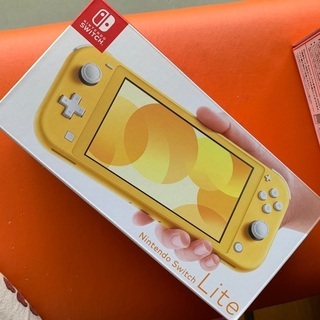 新品未使用 Nintendo Switch Lite Yellow