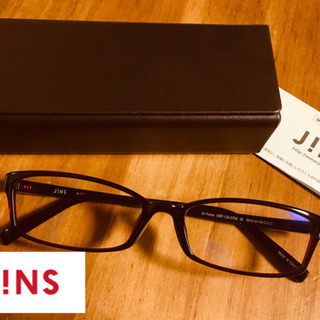 【お引き渡し終了】⭐️定価9000円JINSのブルーライトカットメガネ