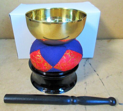 仏具 おりん4点セット りん布団 りん台 りん棒付き 人々の邪気を払う梵音具 ロボコン 港南台のその他の中古あげます 譲ります ジモティーで不用品の処分