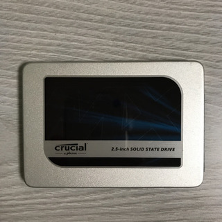 内蔵 crucial SSD 1TB ハードディスク 中古美品