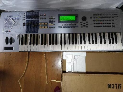 鍵盤楽器、ピアノ YAMAHA MOTIF6