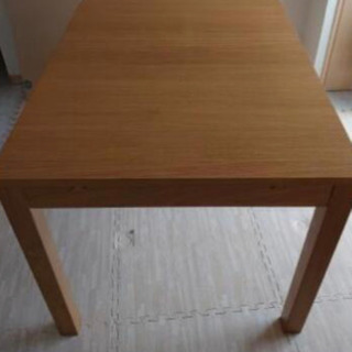 IKEA ダイニングテーブル 伸長式 ビュースタ BJURSTA 4〜8人用