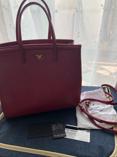 PRADA ハンドバッグ