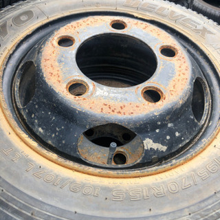 195/70R15.5鉄ホイール付き6本❣️いすゞエルフなど