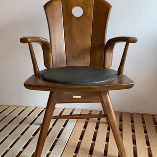 ◆木製椅子　インテリアとしてお勧めです。