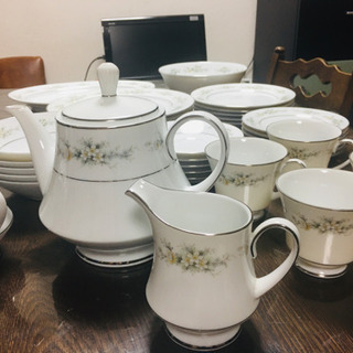 ノリタケ　Noritake Contemporary37点食器セット　