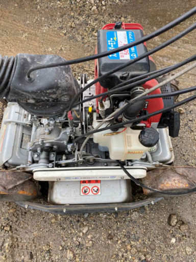 三重 草刈機 草刈り機 自走式草刈り機 イセキ オーレック スパイダー