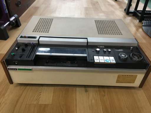 ji0005　ジャンク品　SONY ソニーU-maticVIDEOCASSETTE RecorderビデオカセットレコーダーVO-1700