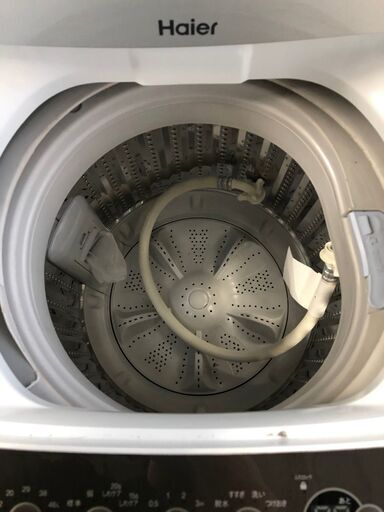 ☆中古 激安！！Haier　洗濯機　5.5ｋｇ　JW-C55A形　2017年製　DI011￥12,500！！